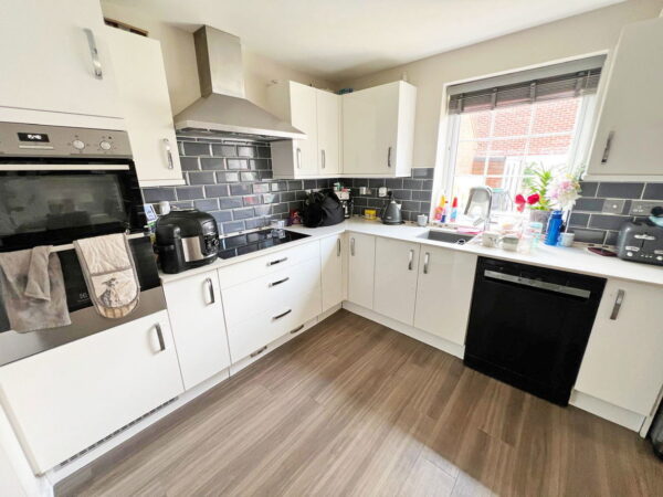 Saunders Drive, Coalville, LE67 4ER