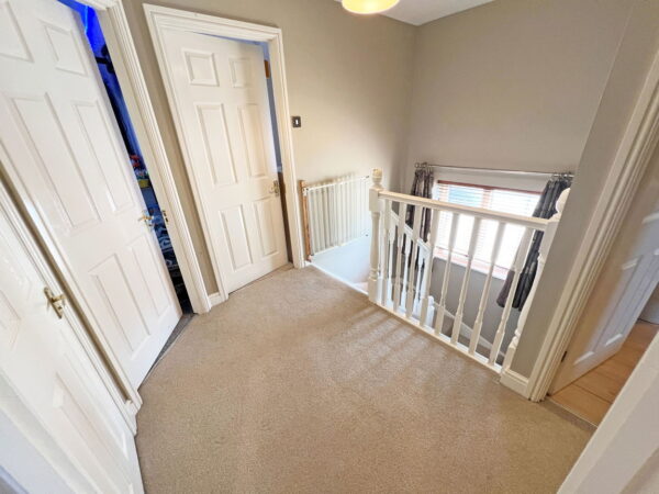 Lodge Road, Fleckney, Leicester, LE8 8BX