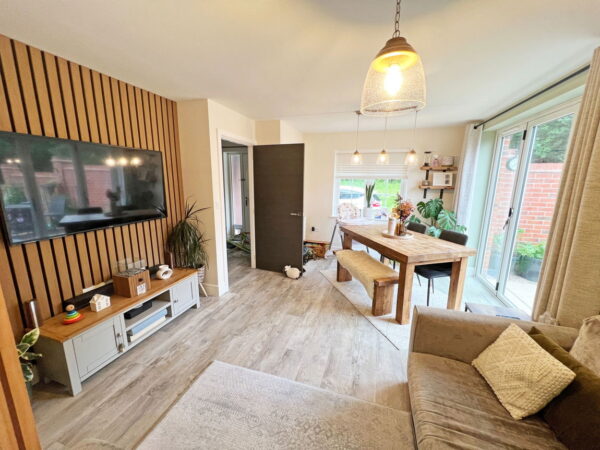 Citron Avenue, Coalville, LE67 4UD