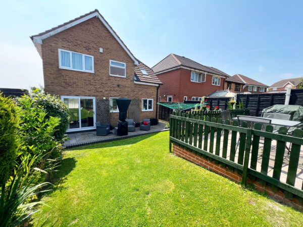 Hilton Close, Newhall, Swadlincote, DE11 0PE
