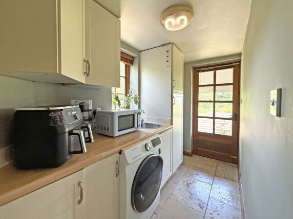 Bottom Lane, Stoke Albany, Market Harborough, LE16 8PN