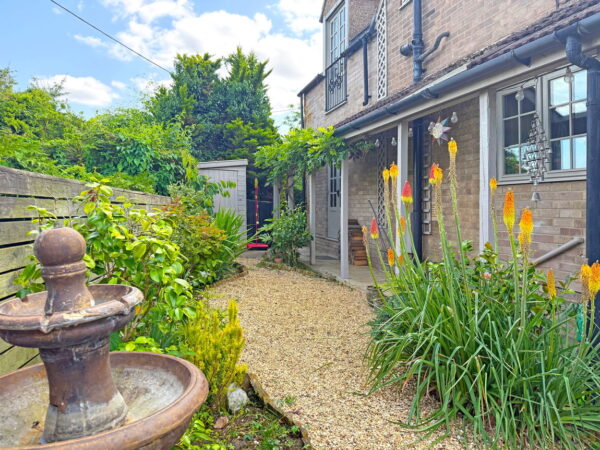Bottom Lane, Stoke Albany, Market Harborough, LE16 8PN
