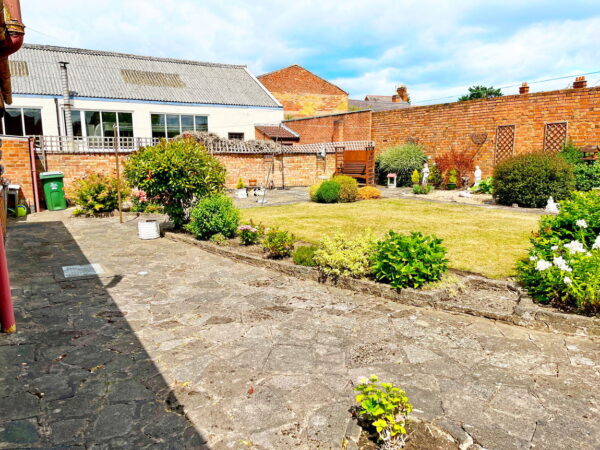 Wellington Street, Syston, Leicester, LE7 2LG