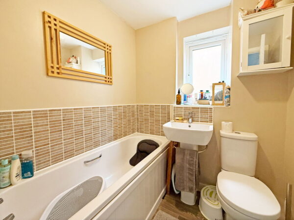 Seawell Road, Weldon, Corby, Northamptonshire, NN17 3LW