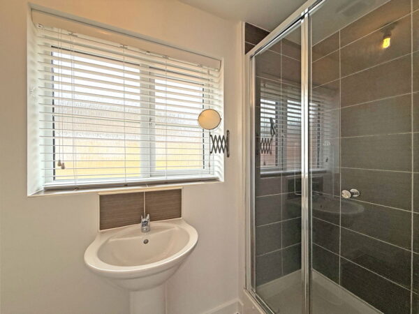 Moseley Avenue, Market Harborough, Leicestershire, LE16 9HT