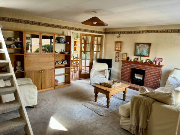 Ash Drive, Syston, Leicester, LE7 2PQ