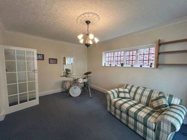 Shardeloes Road, Skegness, PE25 3AA