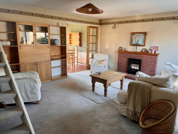 Ash Drive, Syston, Leicester, LE7 2PQ