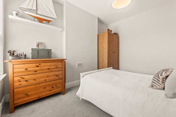 Conway Road, Carlton, Nottingham, Nottinghamshire, NG4 2PX