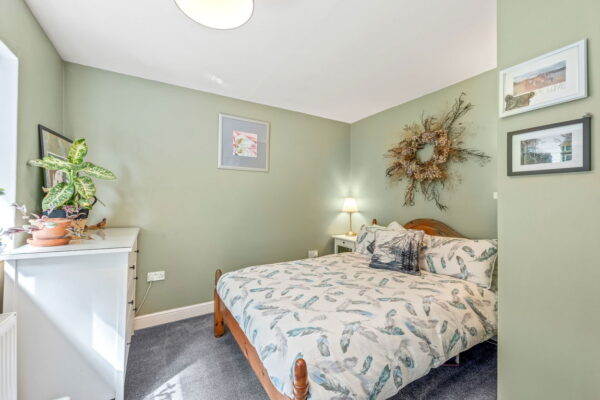 Mosswood Crescent, Nottingham, Nottinghamshire, NG5 5SW