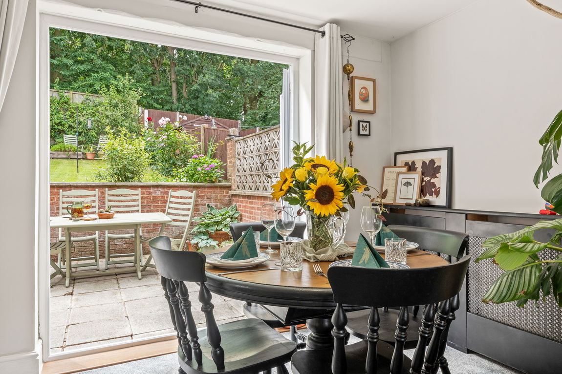 Mosswood Crescent, Nottingham, Nottinghamshire, NG5 5SW