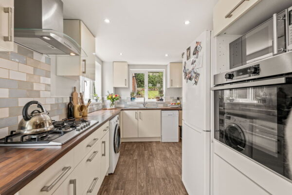 Mosswood Crescent, Nottingham, Nottinghamshire, NG5 5SW