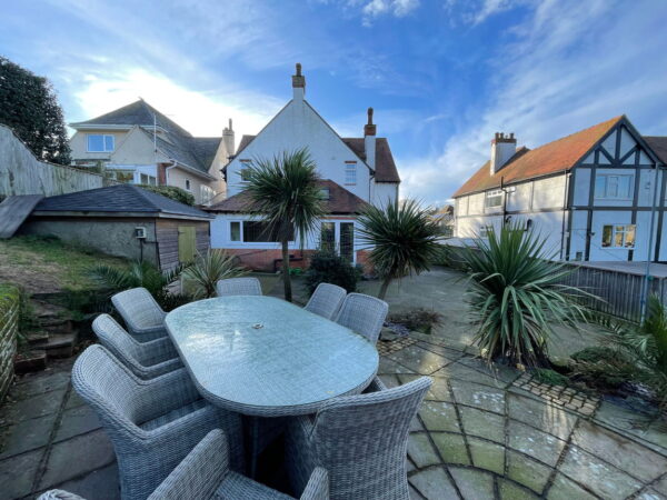 Shardeloes Road, Skegness, PE25 3AA