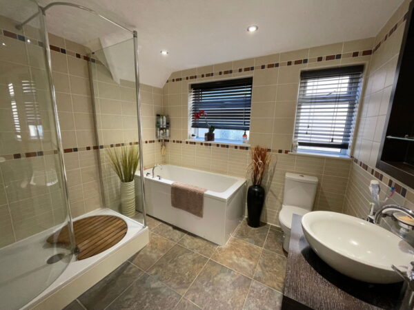 Shardeloes Road, Skegness, PE25 3AA