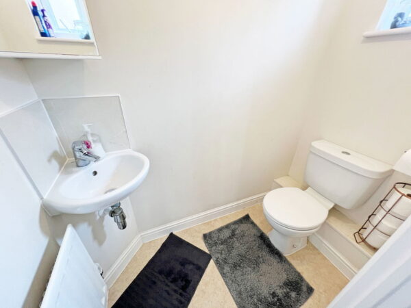 Jubilee Way, Countesthorpe, Leicester, LE8 5UB