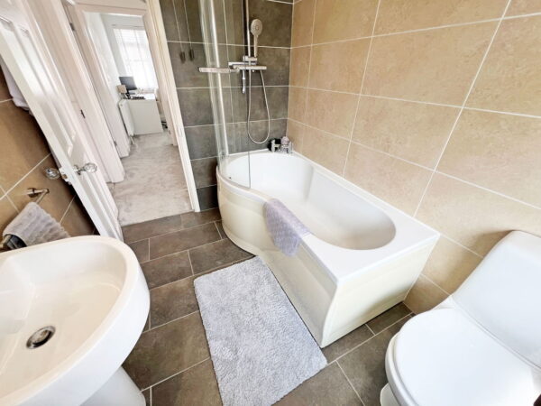Willow Park Drive, Wigston, LE18 1EB