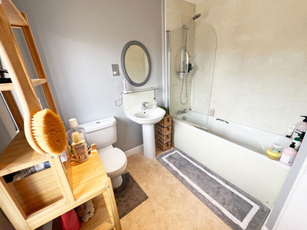Jubilee Way, Countesthorpe, Leicester, LE8 5UB