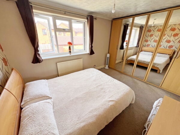 Meadowsweet Road, Hamilton, Leicester, LE5 1TP