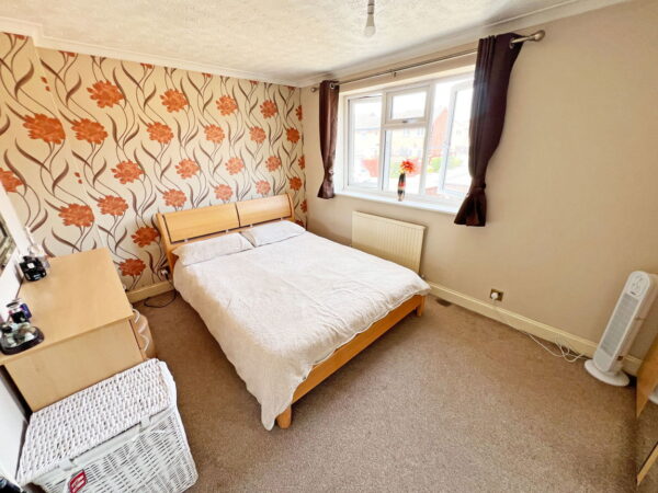 Meadowsweet Road, Hamilton, Leicester, LE5 1TP