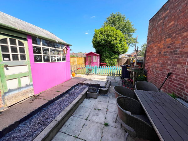 Cleveland Road, Hinckley, LE10 0AJ