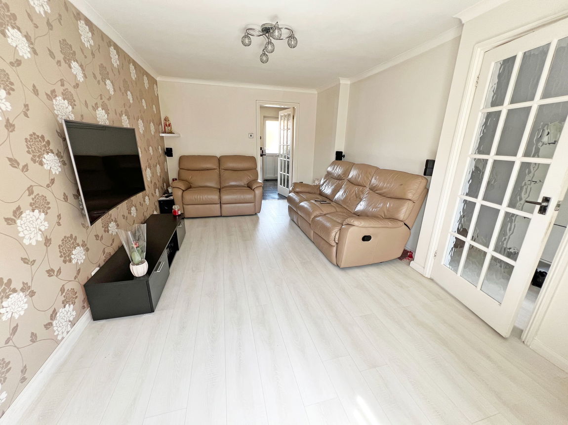 Meadowsweet Road, Hamilton, Leicester, LE5 1TP