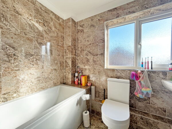 Holland Drive, Skegness, Lincolnshire, PE25 3NH