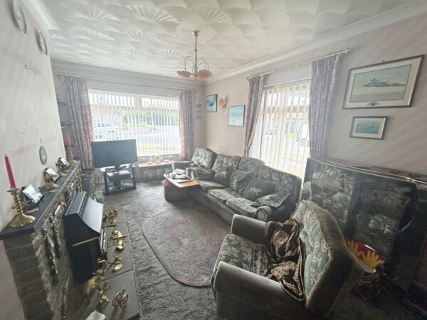 Perth Close, Skegness, Lincolnshire, PE25 2HY