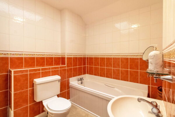 Hospital Hill, Rothwell, Kettering, Northamptonshire, NN14 6BN