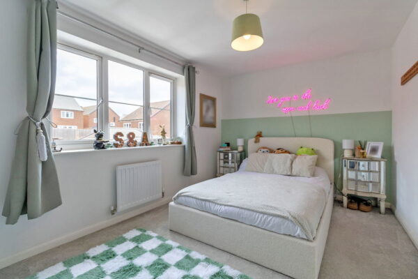 Prunus Drive, Wellingborough, NN8 1GE