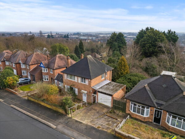 Greenwood Road, Carlton, Nottingham, NG4 1AR