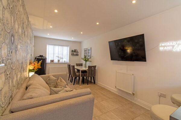 Harvest Close, Weldon, Corby, Northamptonshire, NN17 3LE