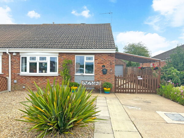 Dawson Drive, Burgh Le Marsh, Skegness, Lincolnshire, PE24 5NA