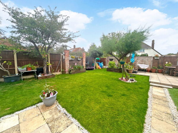 Dawson Drive, Burgh Le Marsh, Skegness, Lincolnshire, PE24 5NA