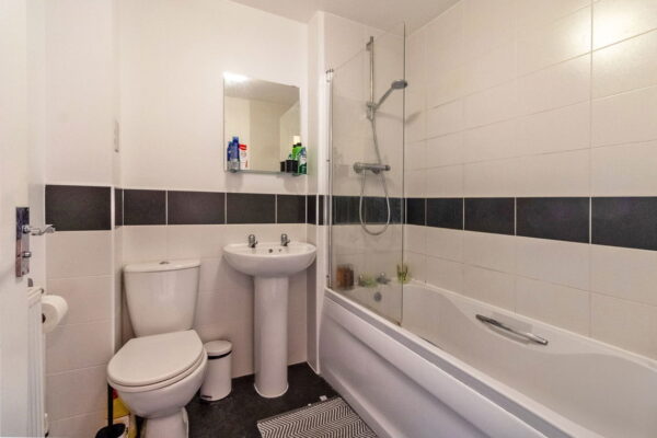 Hunts Field Drive, Gretton, Corby, Northamptonshire, NN17 3GD