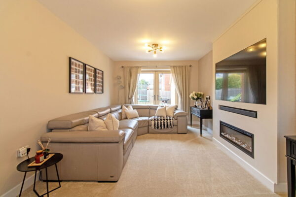 Harvest Close, Weldon, Corby, Northamptonshire, NN17 3LE