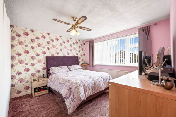 Cuillin Close, Nottingham, Nottinghamshire, NG5 5EH