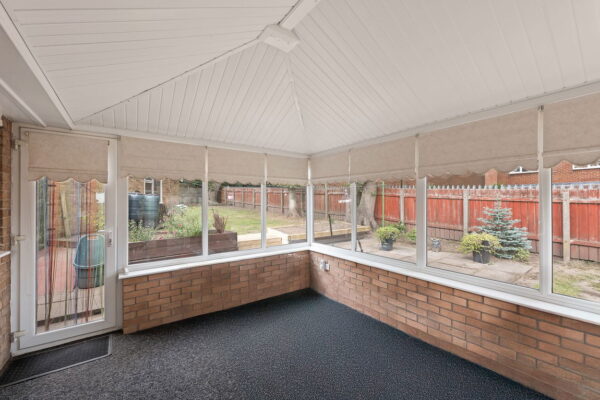 Cuillin Close, Nottingham, Nottinghamshire, NG5 5EH