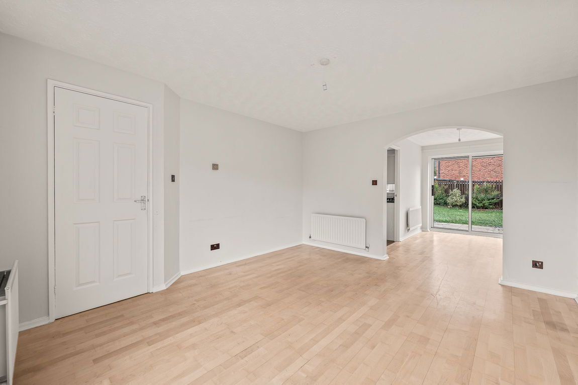 Silver Birch Close, Nottingham, Nottinghamshire, NG6 8PY
