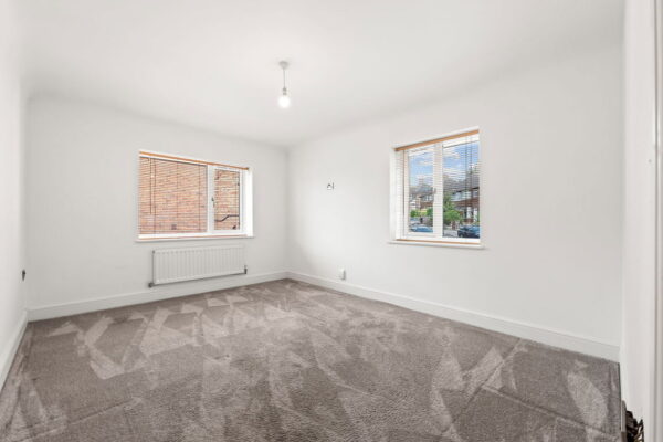 Hadbury Road, Nottingham, Nottinghamshire, NG5 1JZ