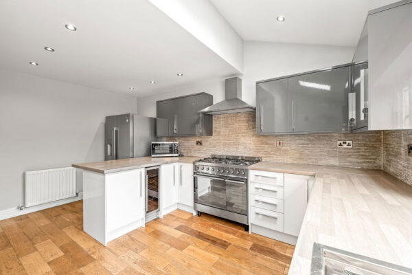 Hadbury Road, Nottingham, Nottinghamshire, NG5 1JZ