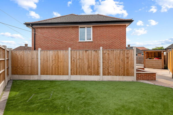 Hadbury Road, Nottingham, Nottinghamshire, NG5 1JZ