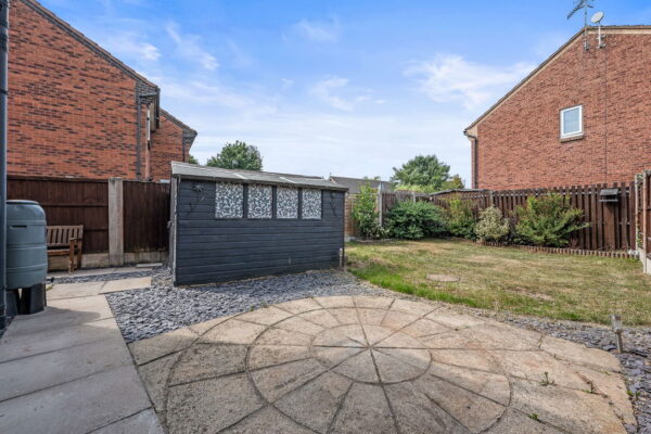 Silver Birch Close, Nottingham, Nottinghamshire, NG6 8PY
