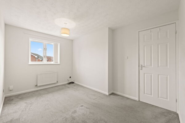 Silver Birch Close, Nottingham, Nottinghamshire, NG6 8PY