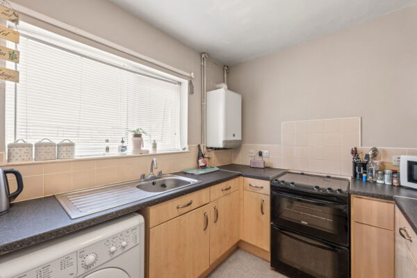 Wyrale Drive, Nottingham, Nottinghamshire, NG8 6NL