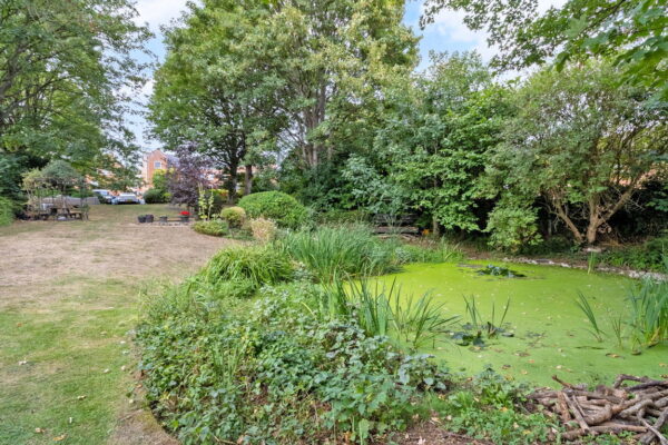 Hospital Hill, Rothwell, Kettering, Northamptonshire, NN14 6BN