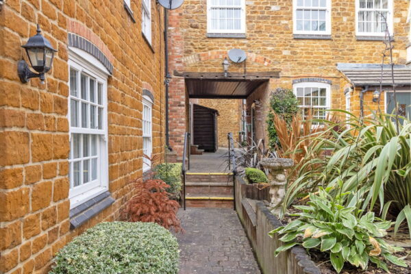 Hospital Hill, Rothwell, Kettering, Northamptonshire, NN14 6BN