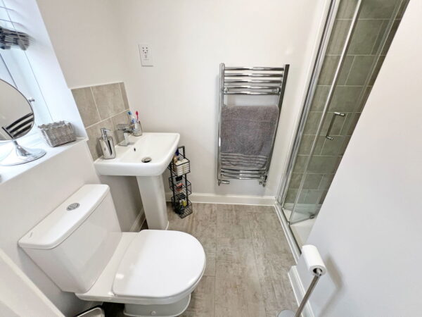 Davies Close, Coalville, LE67 2LG