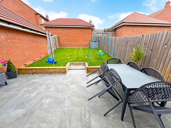 Davies Close, Coalville, LE67 2LG
