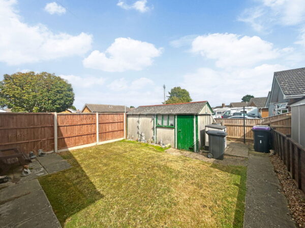 Perth Close, Skegness, Lincolnshire, PE25 2HY
