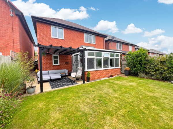 Farmers Way, Hugglescote, Coalville, LE67 2EG